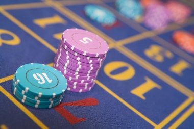Mega Moolah slot game interface on halte4d login showing reels, stake selector, and progressive jackpot display